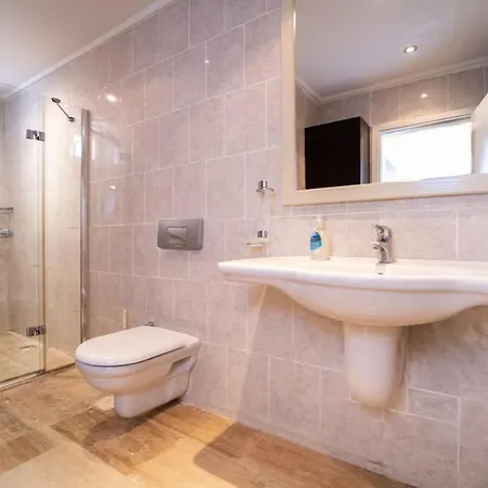 Charming Flat With Shared Pool In Oludeniz *