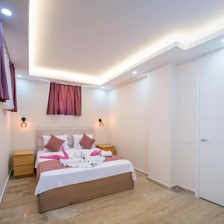 Charming Flat With Shared Pool In Oludeniz *