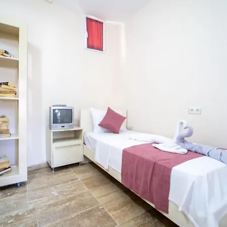 Charming Flat With Shared Pool In Oludeniz Apartment *